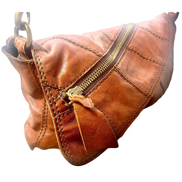 🍀 OMG 🍀 Lucky Brand Italian Leather Crossbody - Picture 2 of 12